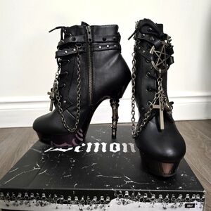 Demonia Muerto Vegan Leather Boots, Size 8